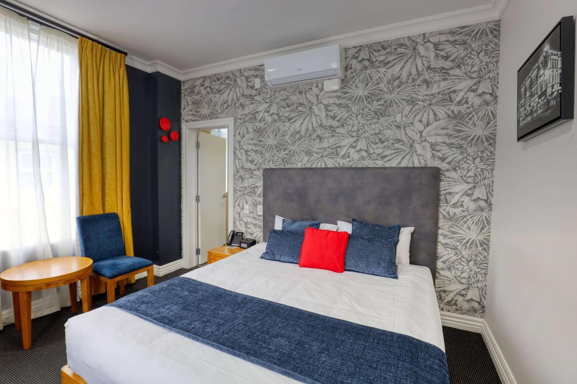 รามาดา บาย วินด์แฮม แฮมิลตัน Hotel ภายนอก รูปภาพ
